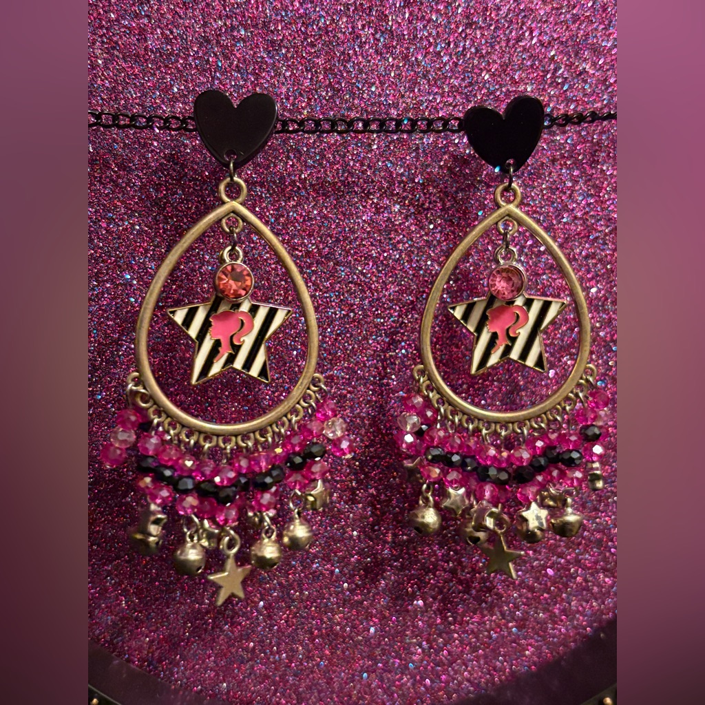 Sgc619 Stripped Stars Barbie Cameo Boho Pink And Black Earrings
